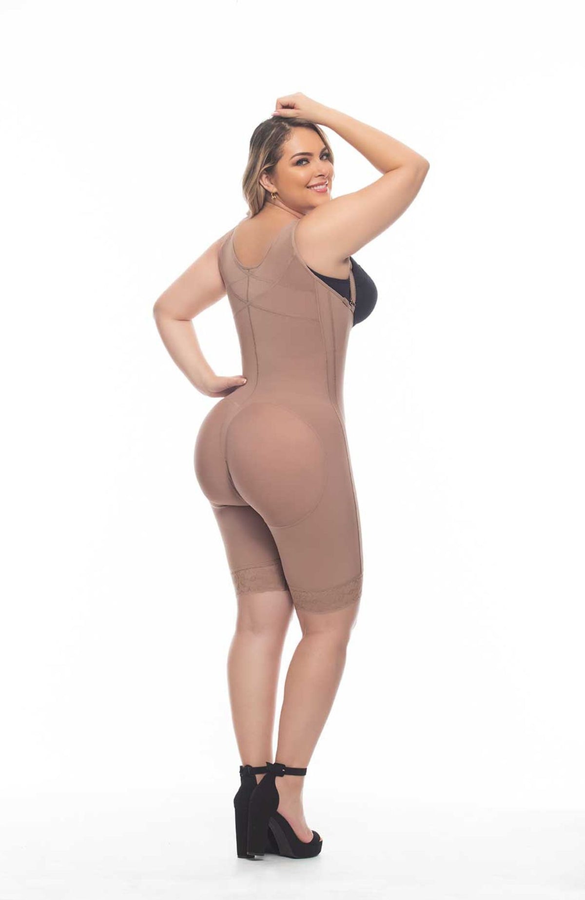 6077 Shaper Uplady long body guitar