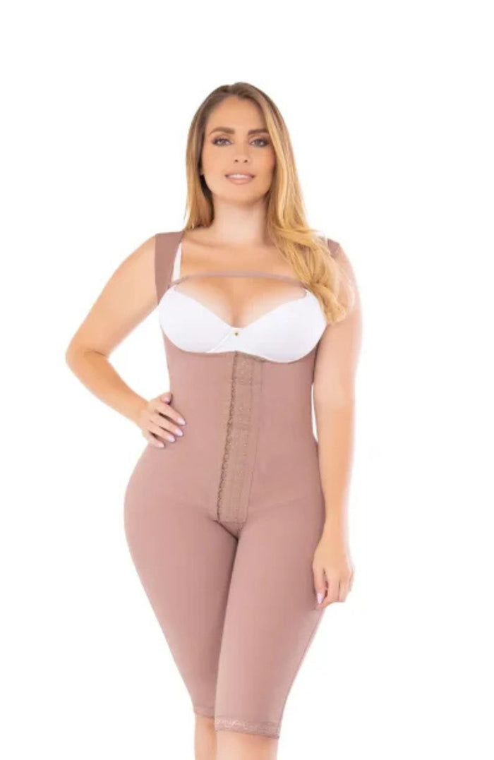 12186 Delie Faja Larga d brasier