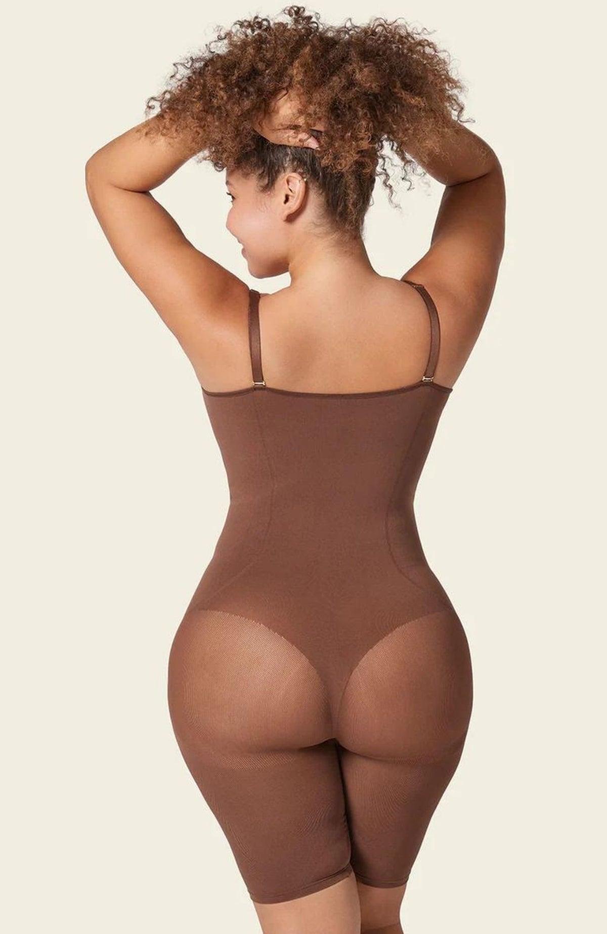 018508 Full Coverage Seamless Shaping Bodysuit Leonisa