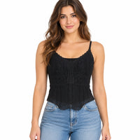 Blusa 102_black con modelo adulta y camiseta interior