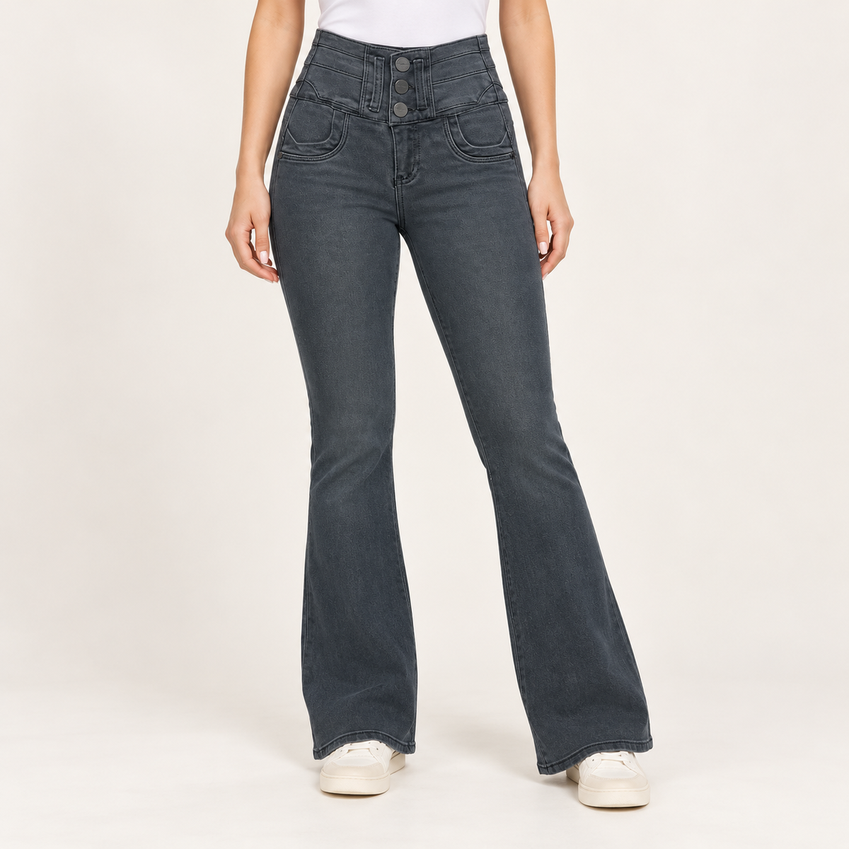 Jeans colombiano en modelo — imagen generada con IA