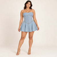Modelo virtual creada con IA — Romper Denim Encanto – 25035