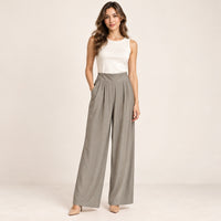 Modelo virtual creada con IA — mocha loose wide leg trousers with side pockets