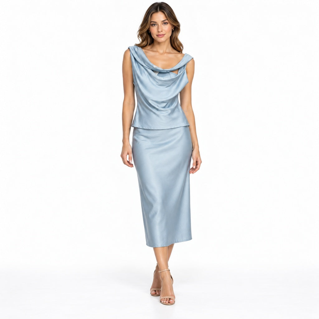 Conjunto satinado 2042 blue en modelo virtual creada con IA