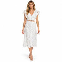 Conjunto de encaje floral con falda 45457 white en modelo virtual creada con IA