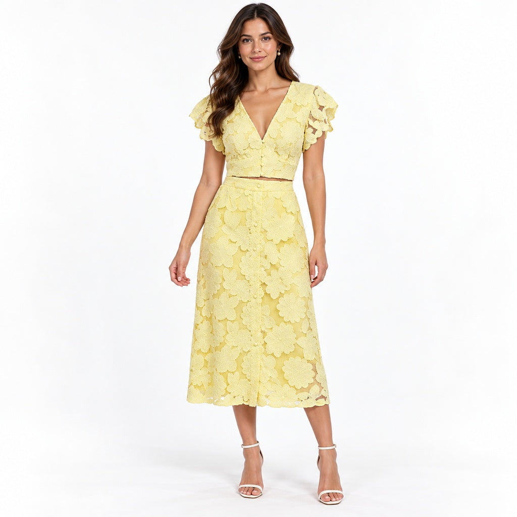 Conjunto de encaje floral con falda 45457 yellow en modelo virtual creada con IA