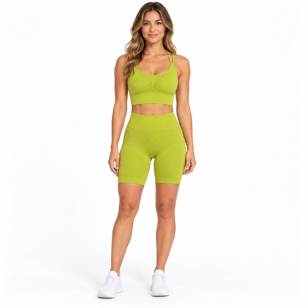Conjunto deportivo 5617 verde lima con modelo adulta