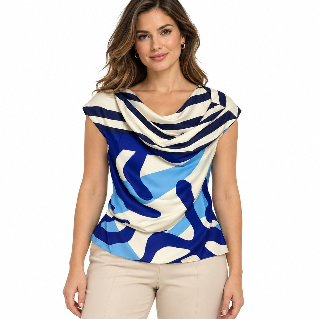 Top 43608-azul en modelo, fondo blanco